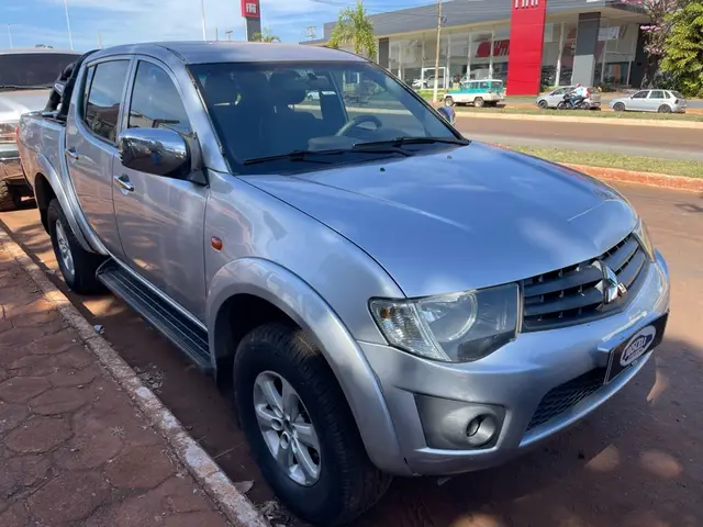 Carro Mitsubishi L200 Triton Sport 2012 3.2 DI-D
