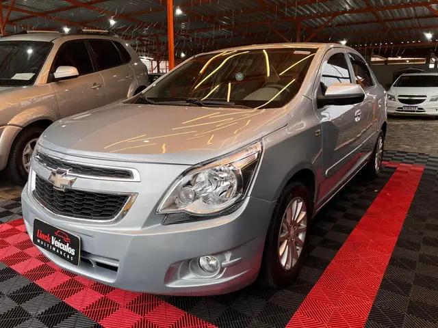Carro Chevrolet Cobalt 2013 LT 1.8 8V (Flex)