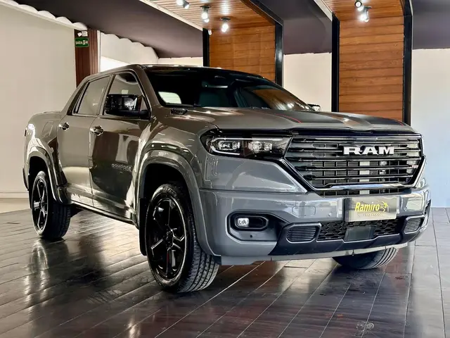 Carro RAM Rampage 2024 R/T 2.0 Turbo