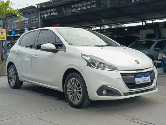 Carro Peugeot 208 2017 Active Pack 1.2 12V (Flex)