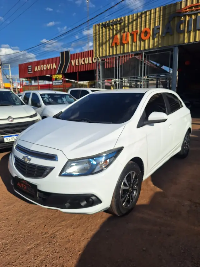 Carro Chevrolet Onix 2016 1.4 LT SPE/4