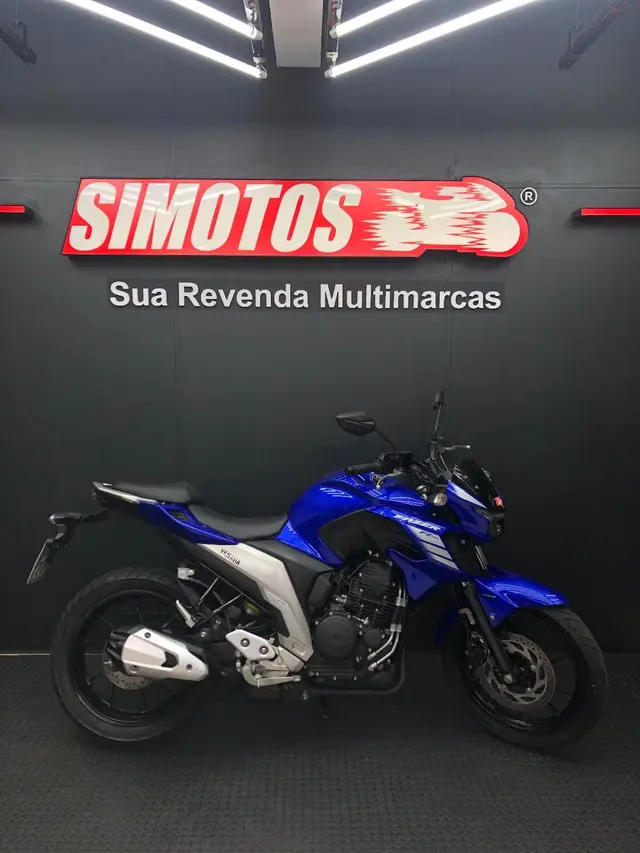 Moto Yamaha YS 250 Fazer 2022 ABS