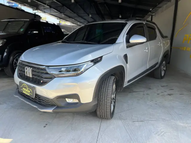 Carro Fiat Strada 2022 Volcano 1.3 CD (Flex)