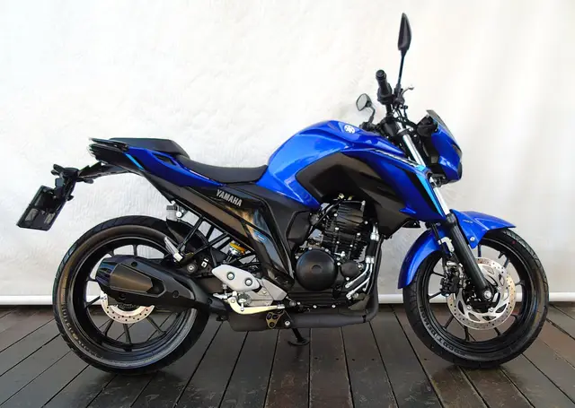 Moto Yamaha Fazer FZ25 2025 Connected