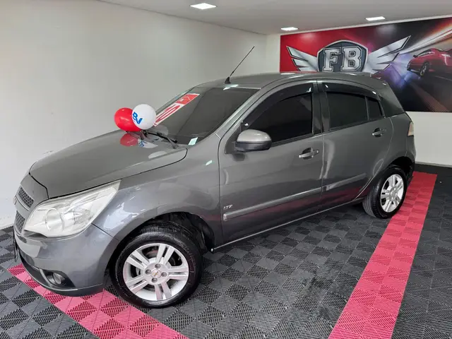 Carro Chevrolet Agile 2010 LTZ 1.4 8V (Flex)