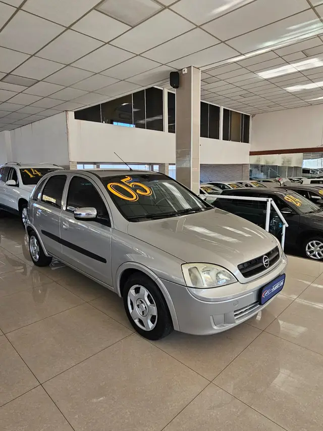 Carro Chevrolet Corsa Hatch 2005 Maxx 1.8 (Flex)