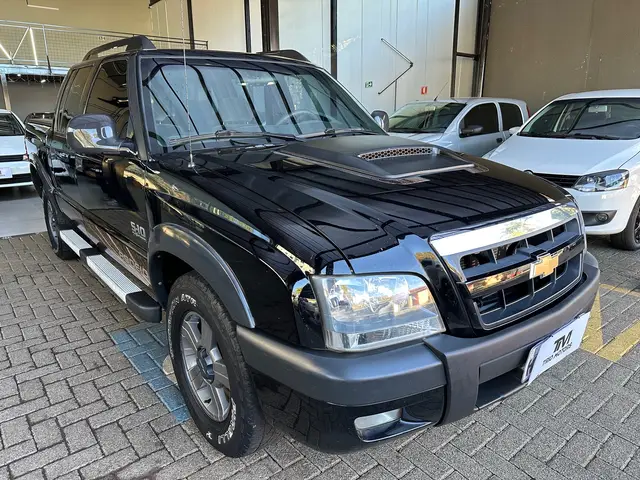 Carro Chevrolet S10 Cabine Dupla 2011 S10 Rodeio 2.4 Flexpower 4X2 (Cab Dupla)