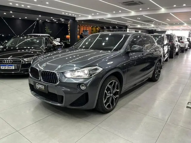 Carro BMW X1 2020 2.0 sDrive20i X-Line ActiveFlex