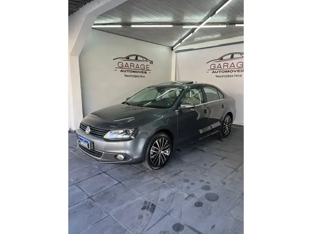 Carro Volkswagen Jetta 2014 2.0 TSI Highline DSG