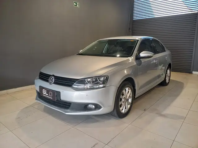 Carro Volkswagen Jetta 2011 2.0 Comfortline Tiptronic (Flex)