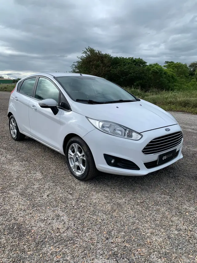 Carro Ford Fiesta Hatch 2014 SE Rocam 1.6 (Flex)