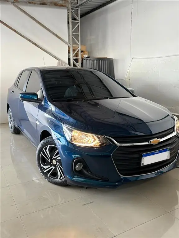 Carro Chevrolet Onix 2025 LT 1.0