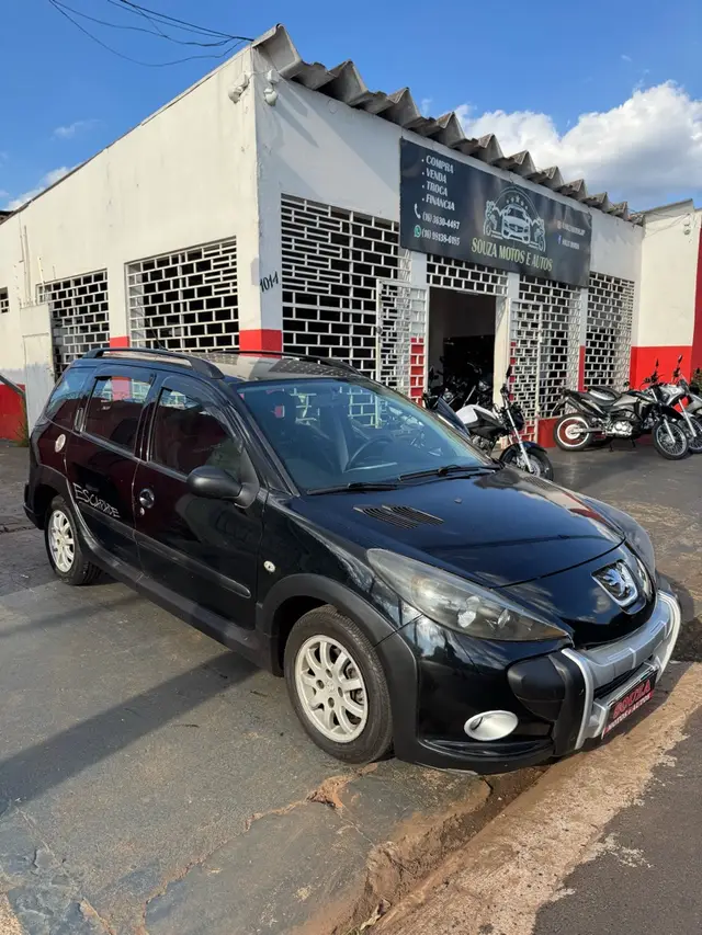 Carro Peugeot 207 SW Escapade 2011 1.6 16V (flex)