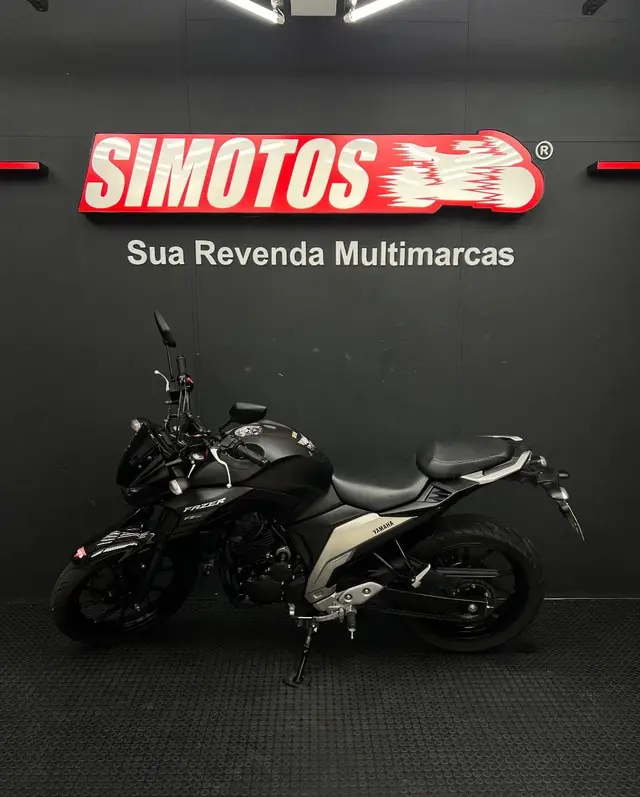 Moto Yamaha YS 250 Fazer 2022 ABS