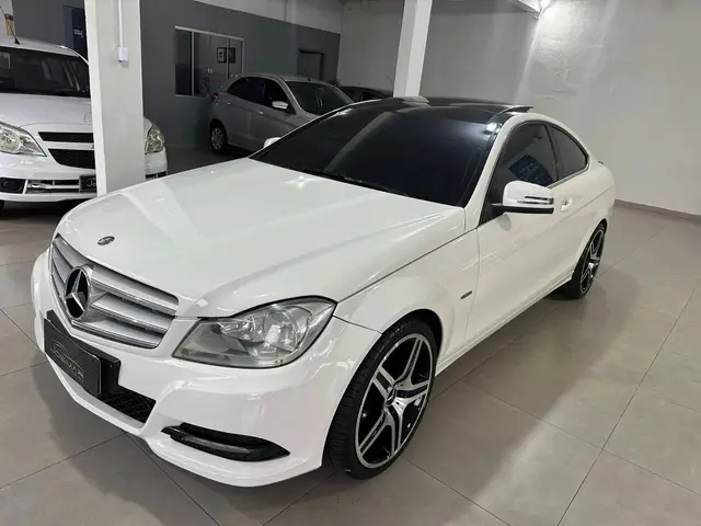 Carro Mercedes-Benz Classe C 2012 C 180 CGI Coupe