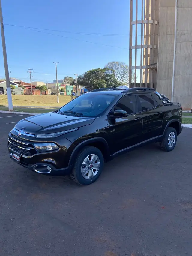Carro Fiat Toro 2017 Freedom 1.8 AT6 4x2 (Flex)