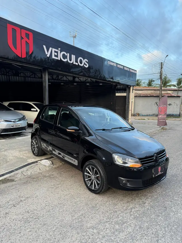 Carro Volkswagen Fox 2013 1.0 TEC (Flex) 4p