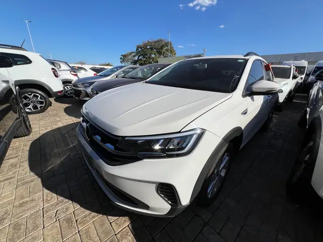 Carro Volkswagen Nivus 2024 Comfortline 200 TSI