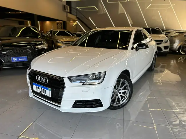Carro Audi A4 2017 2.0 TFSI Ambition S Tronic