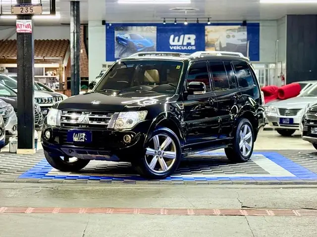 Carro Mitsubishi Pajero Full 2014 3.2 DI-D 3D HPE 4WD