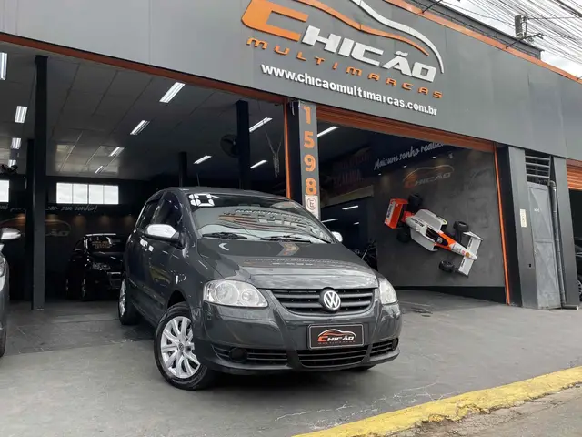 Carro Volkswagen Fox 2010 1.0 8V (Flex) 4p