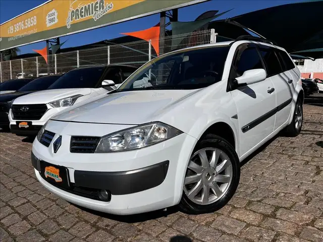 Carro Renault Megane Grand Tour 2013 Mégane Grand Tour Dynamique 1.6 16V (flex)