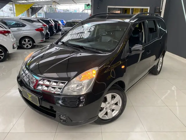 Carro Nissan Grand Livina 2012 SL 1.8 16V (flex) (aut)
