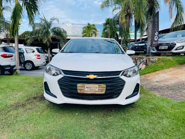 Carro Chevrolet Onix Plus 2021 1.0 LT (Flex)