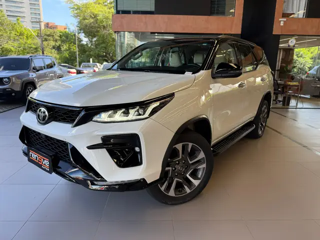 Carro Toyota SW4 2020 2.8 TDI SRX 7L 4x4 (Aut) (Diesel)