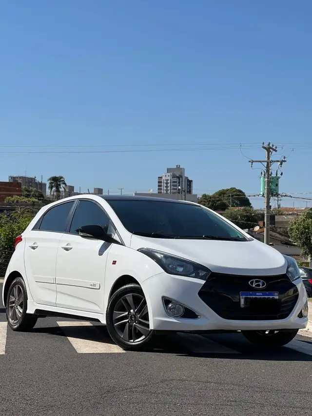 Carro Hyundai HB20 2015 1.6 Comfort Plus (Flex)