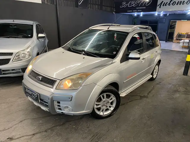 Carro Ford Fiesta Hatch 2010 Trail 1.6 (Flex)