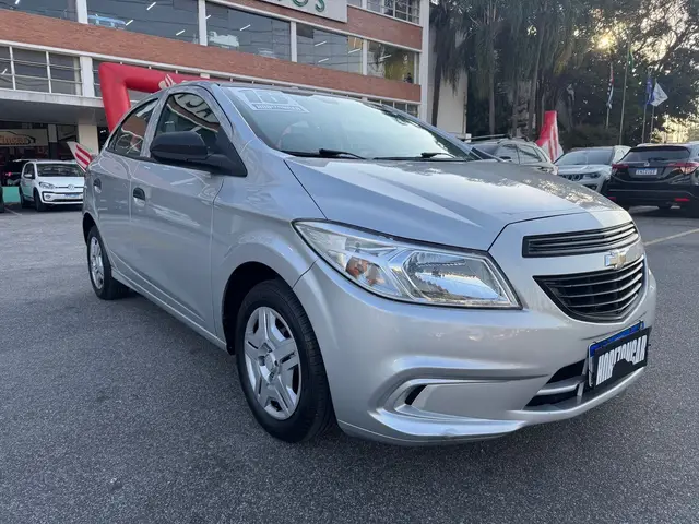 Carro Chevrolet Onix 2018 1.0 LT SPE/4