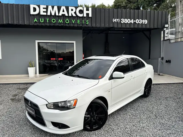 Carro Mitsubishi Lancer 2014 2.0 16V