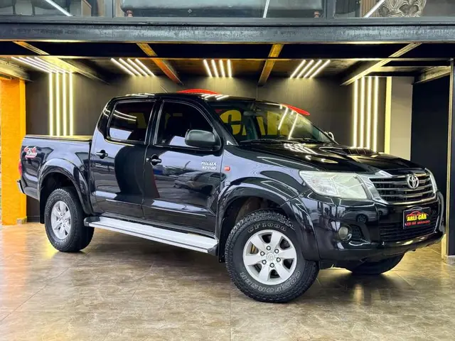 Carro Toyota Hilux Cabine Dupla 2014 Hilux 3.0 TDI 4x4 CD SR (Aut)
