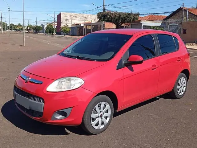 Carro Fiat Palio 2014 Attractive 1.4 8V (Flex)