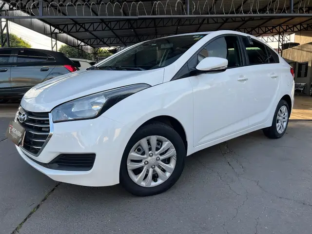Carro Hyundai HB20S 2018 1.6 Comfort Plus (Flex)