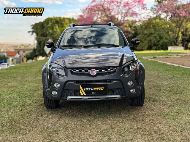 Carro Fiat Strada 2020 Adventure 1.8 16V (Flex) (Cabine Dupla)