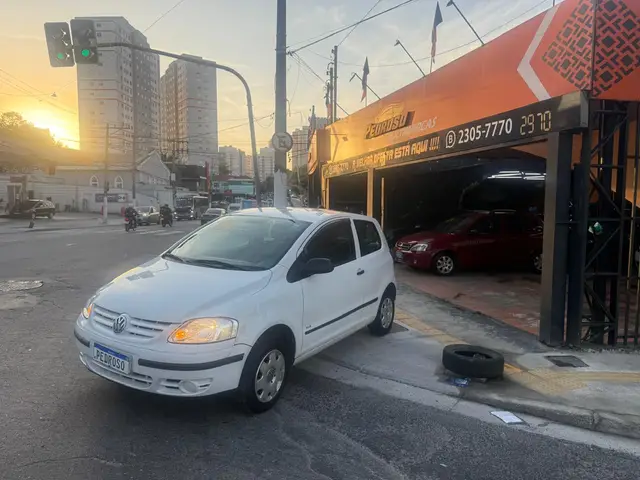 Carro Volkswagen Fox 2005 Plus 1.6 8V (Flex)