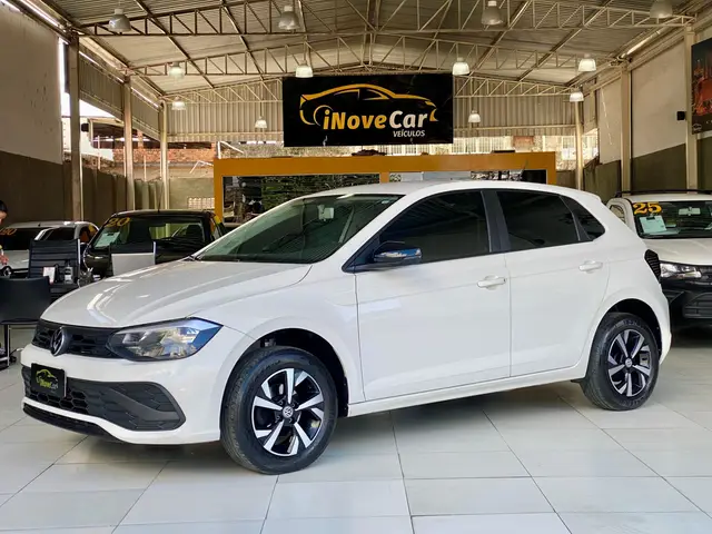Carro Volkswagen Polo 2024 Track 1.0 Flex 12V 5p