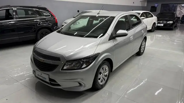 Carro Chevrolet Onix 2019 1.0 Joy SPE/4