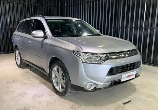Carro Mitsubishi Outlander 2014 2.0 16V CVT