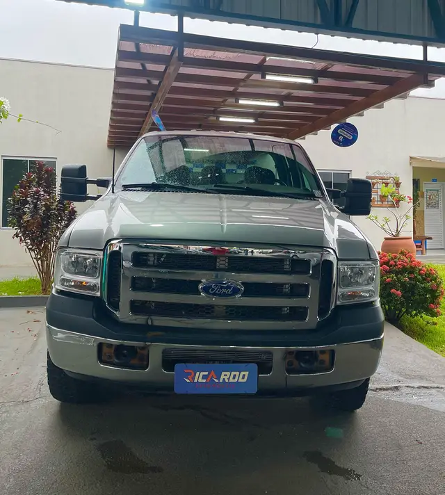 Carro Ford F-250 2011 XLT 4x4 3.9 (Cab Dupla)