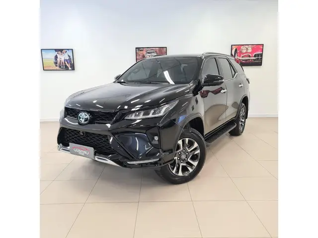 Carro Toyota SW4 2024 Diamond  2.8 Turbodiesel 4x4 (Aut.)