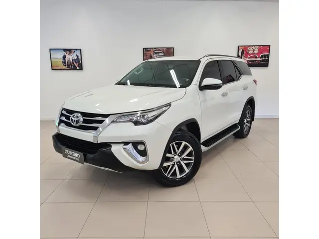 Carro Toyota SW4 2019 2.8 TDI SRX 5L 4x4 (Aut)