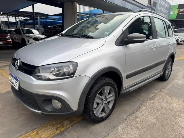 Carro Volkswagen SpaceCross 2012 1.6 8V (Flex)