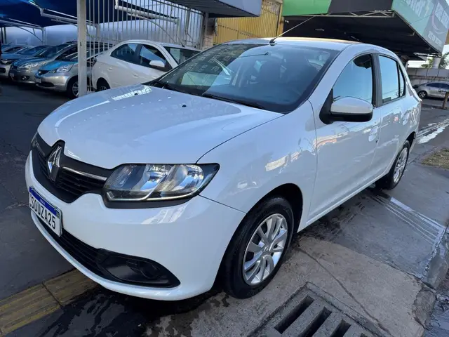 Carro Renault Logan 2015 Expression 1.0 16V (flex)