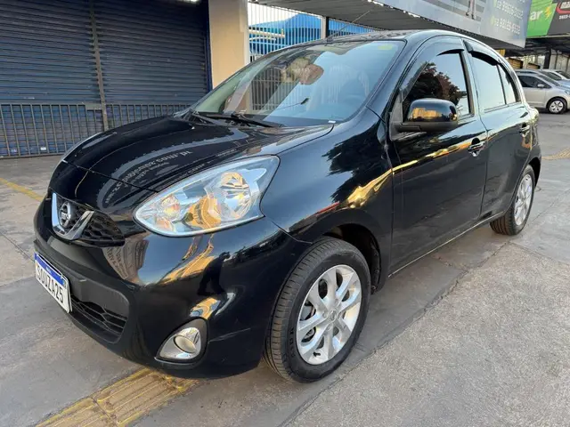 Carro Nissan March 2017 1.0 12V SV (Flex)