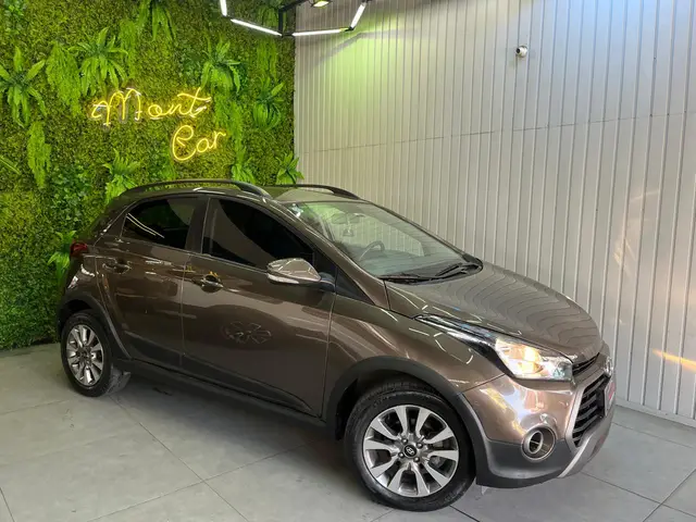 Carro Hyundai HB20X 2017 Style 1.6 (Flex)