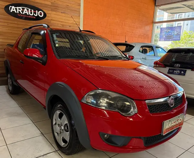 Carro Fiat Strada 2015 Trekking 1.6 16V (Flex) (Cabine Dupla)