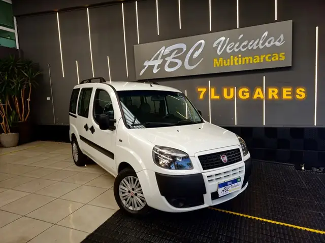 Carro Fiat Doblò 2020 Essence 1.8 16V (Flex)